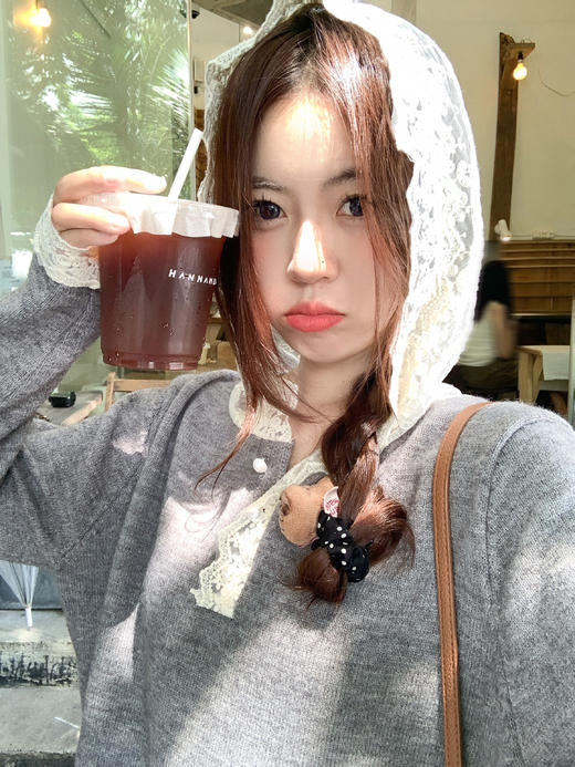 <曾小咸推荐>3.22现货秒杀 ！微信超特价！韩系蕾丝连帽针织衫 日常169.99 立减100 秒杀69.99！！ 商品图6