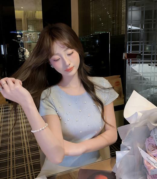 张心子【雾蓝之夏】半高领轻薄亲肤珍珠弹力显瘦上衣 U2603048 商品图2