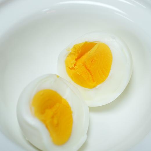 【3箱 送 2瓶酱油】长白山原始森林散养笨鸡蛋 一箱50个 商品图1