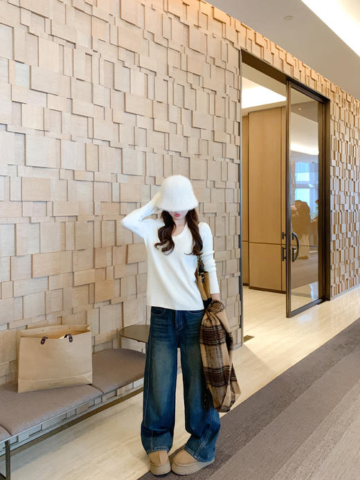 <曾小咸推荐>3.21现货秒杀 ！微信超特价！深蓝阔腿加绒直筒牛仔裤 日常229.99 立减130 秒杀99.99！！ 商品图9