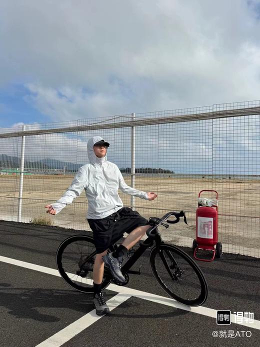 F0320105运动户外登山徒步轻薄防泼水连帽风衣防晒服男女同款外套 商品图7