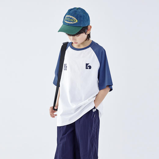 蓝汽水2026夏新品男童吸湿UPF50+防晒抗菌青少年插肩撞色短袖T恤 商品图4