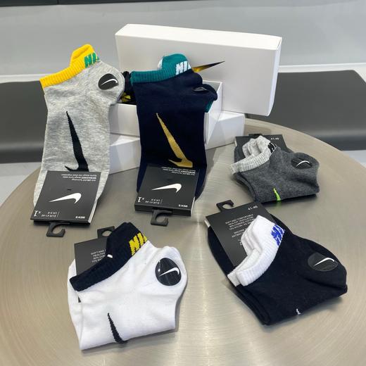 NIKE男袜礼盒袜 短袜五双装，耐克袜子 商品图1