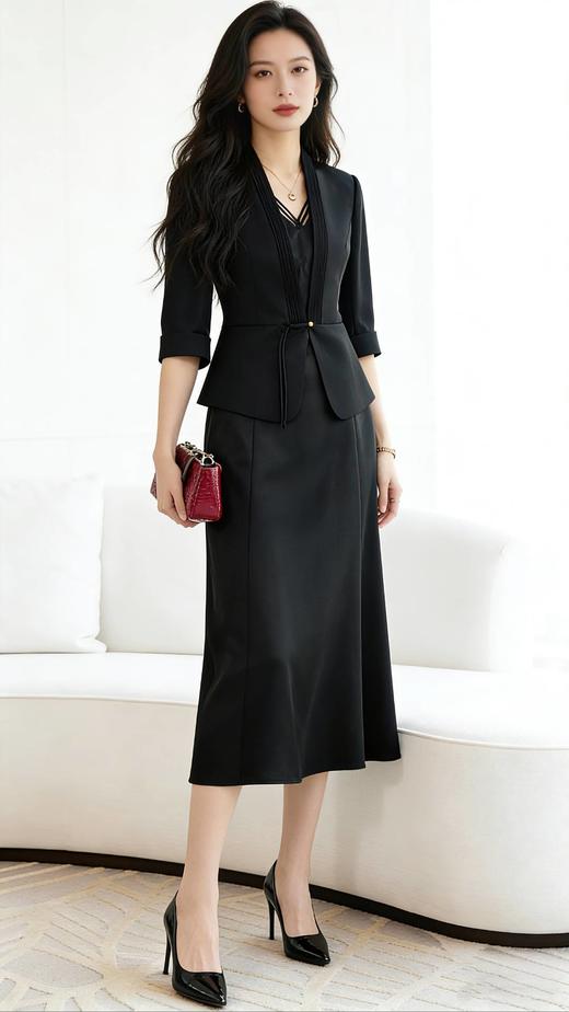 SC1A10_皓色/漆黑色_上衣外套_春季_V领压褶系带收腰七分袖短款西装_高级女装_BERNIEELEN 伯妮斯茵 商品图3