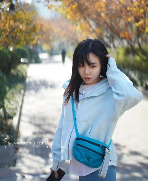 五色发售，随便对比专柜，男女同款！鸟Waist Pack• 防泼水、耐磨单肩包斜挎包容量：2.5L 商品图2