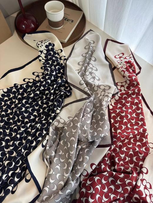 F0320114真丝面料织面纹理可做围巾配饰百搭大尺寸真丝方巾 商品图9