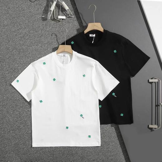 F032052早春新款简约大气质地柔软舒适立体刺绣宽松短袖 商品图0