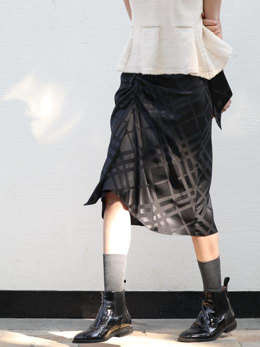 TYNVIE 荷叶边裙摆裹身裙 - 黑色格纹 商品图6