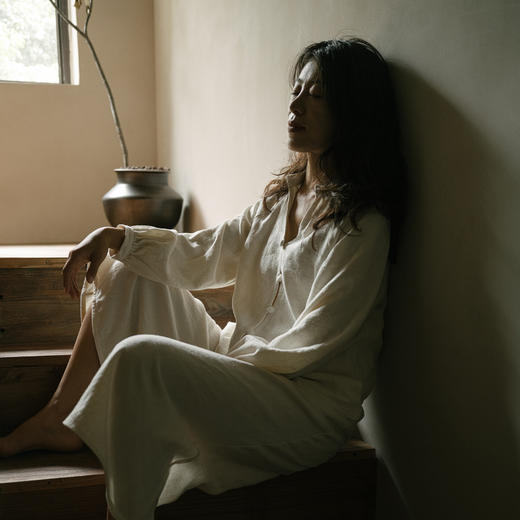 【上新88折】「女祭司」系列白袍 | 开领连衣裙 禾娑基地 敦煌生态种植棉麻 无塑星球 商品图4