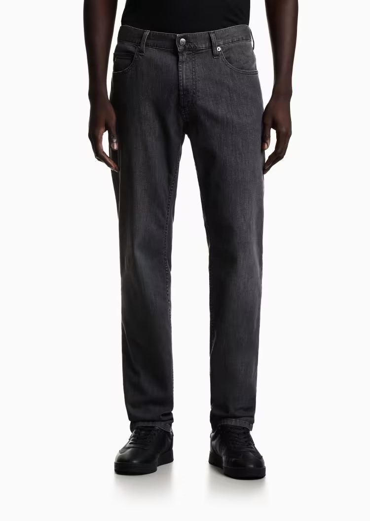 E ARMANI 牛仔裤男  EM000062AF22814-MC002 .