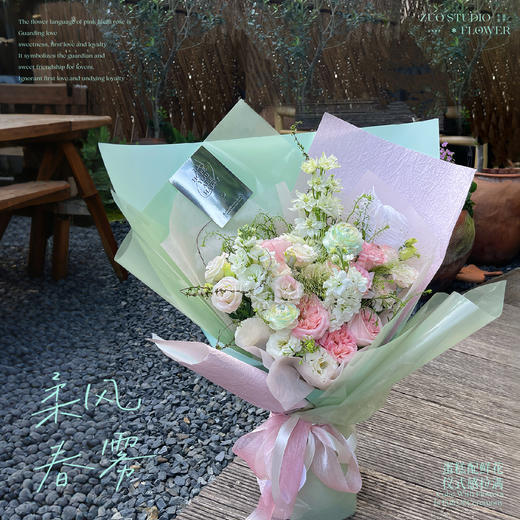 白羊座鲜花奢华款【柔风春雾】粉荔枝6支/白罗兰2支/大飞燕1支/洋牡丹 2支/白桔梗10-12朵/喷泉草2支/雪柳花1支/鸵鸟毛1支/仪式感鲜花/春日鲜花 商品图2