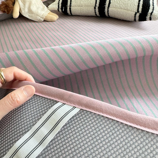 【品牌直发】加倍生活 牛奶丝冰丝凉席三件套-条纹系列 6色可选 商品图3