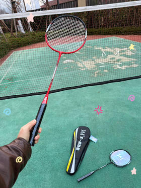 姐妹们一定要抢一副回去 平常和娃一起运动，又能锻炼身体又能加强亲子默契