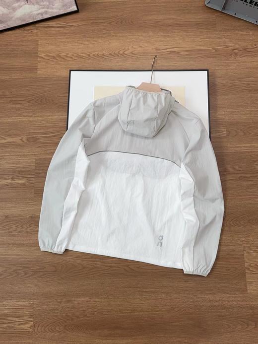 F032008春季新品情侣款好看百搭户外连帽拉链轻量外套 商品图7