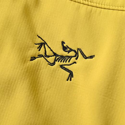 F032059春秋新款轻量软壳抓绒胸前简约小logo连帽冲锋衣外套 商品图9