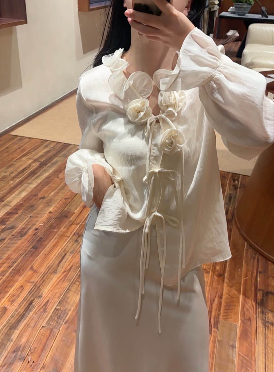 PIANAI冷小姐# 立体花朵天丝长袖衬衣