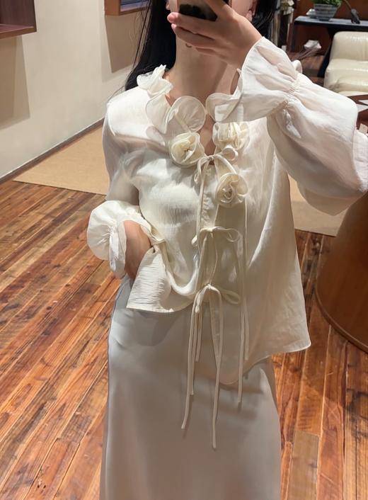 PIANAI冷小姐# 立体花朵天丝长袖衬衣 商品图0