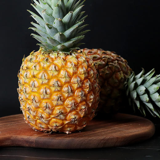 【海南芒果凤梨】产自低纬度地区—海南，个头厚实饱满，汁水成蜜，香甜不齁，皮薄少内刺，去皮后即可品尝鲜美的果肉 商品图4