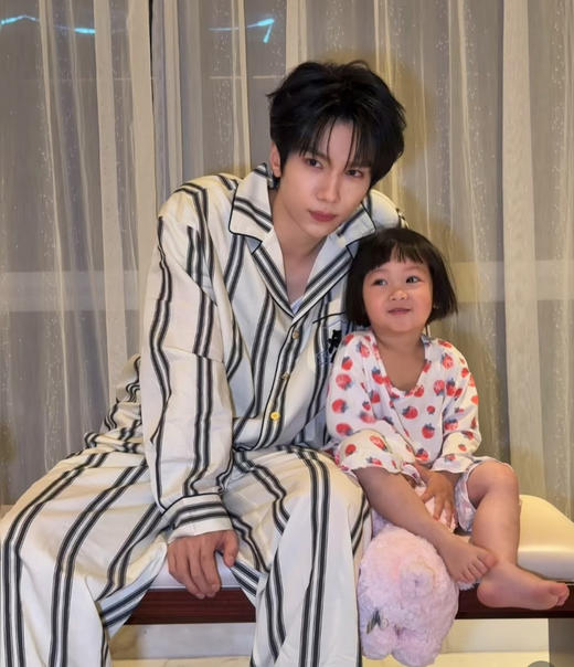 野兽*黑豹条纹与Hello Kitty家居服套装031802 商品图6