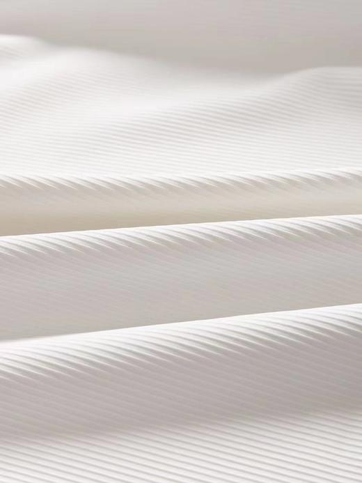 F0320126田径体育生速干训练服跑步健身运动弹力半拉链打底衫 商品图5