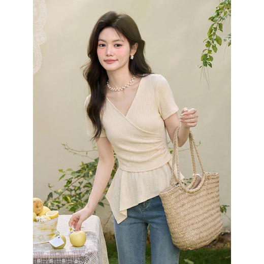 鹿向南「雾岛听风」法式设计感杏色短袖T恤女夏季巨漂亮独特上衣 商品图2