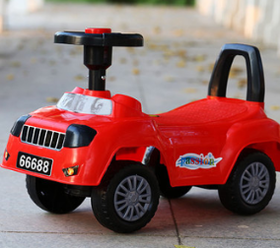 Z925 四轮扭扭车 小汽车滑行红 颜色随机无法指定