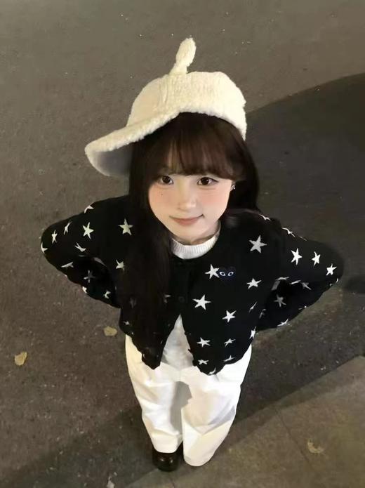 F032016春季新款休闲百搭黑底白星圆领少女感针织长袖开衫 商品图12