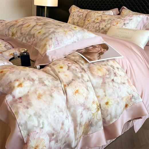 轻奢夏被四件套， 私藏级轻奢床品，如真丝般柔滑，仿佛睡在花海里【G】 商品图1