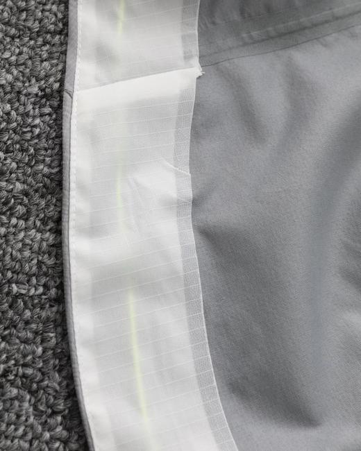 F032062运动户外徒步F防风防水透汽散热连帽防晒衣冲锋衣 商品图10