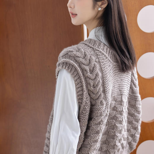 苏苏姐家左岸绞花马甲手工DIY羊毛线棒针毛线团上衣自制材料包 商品图3