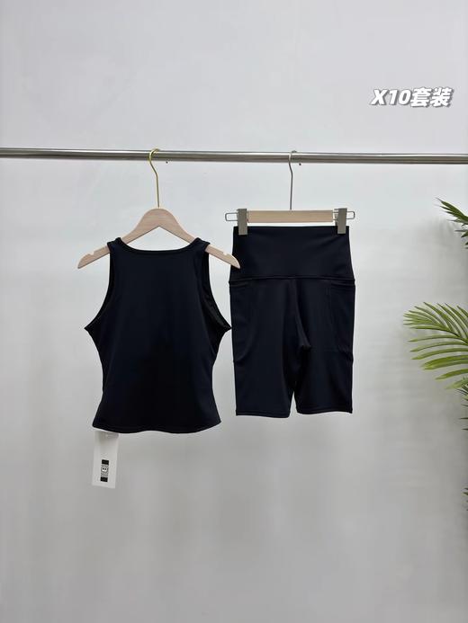 F032094春夏新款双面云感运动背心收腹提臀瑜伽短裤套装 商品图14