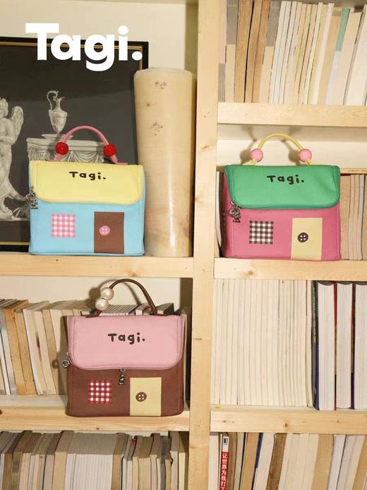 F032028大容量相机收纳包化妆包机灵小球点缀机灵小房子防水便携洗漱包 商品图2