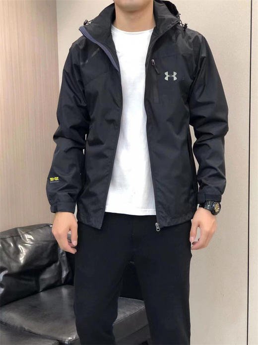 Under Armour 安德玛外套连帽冲锋衣UA1566 商品图1