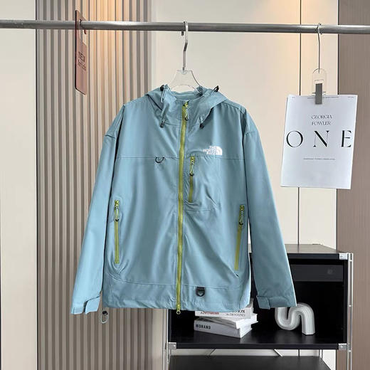 北面开衫连帽情侣冲锋衣外套 TNF1660 商品图3