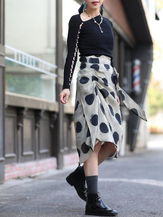 TYNVIE 荷叶边裙摆裹身裙 - 蓝色波点 商品图10