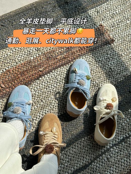 春夏秋三季可穿牛反绒德训鞋、镂空网面自带透气呼吸感！轻盈舒适防滑有质感、无论通勤、旅行✈️都能无缝切换，兼具功能性与颜值的俏皮美鞋！轻盈耐磨大底，脚感如履平地！ 商品图1