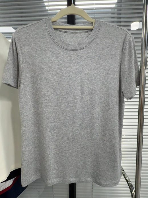 大杨会员专享# 正LAPER极简真丝羊毛 女式T恤  闭眼收 商品图5