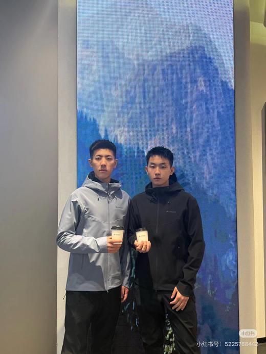 F032037男女款连帽软壳衣外套户外骑行徒步防风全压胶商务休闲冲锋衣 商品图8