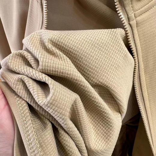 F0320132时尚户外休闲针织立领口袋激光冲孔防风防雨夹克外套 商品图7