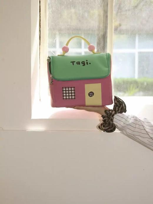 F032028大容量相机收纳包化妆包机灵小球点缀机灵小房子防水便携洗漱包 商品图11