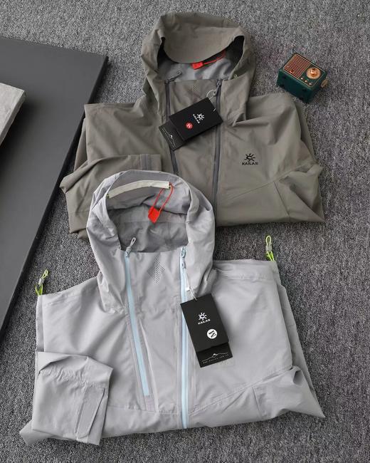 F032062运动户外徒步F防风防水透汽散热连帽防晒衣冲锋衣 商品图3