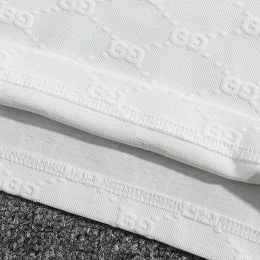 F032055舒适亲肤立体裁剪休闲宽松版型提花满印短袖T恤 商品图8