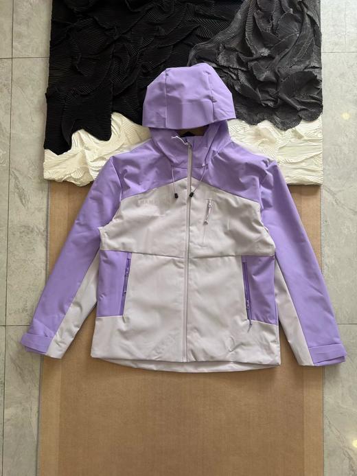 F032034女款拼接色块连帽软壳轻薄防风防泼水透气户外夹克冲锋衣 商品图5