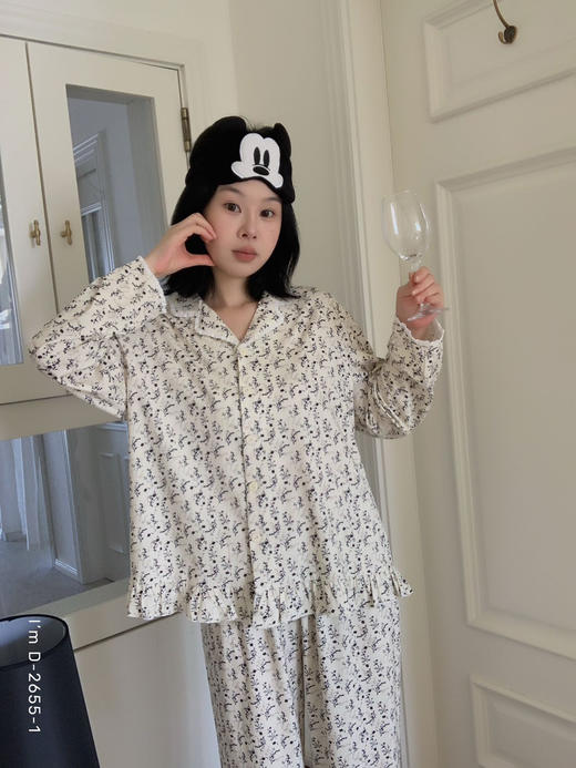 自带春日滤镜～春新款柔美碎花家居服套装  小翻领蕾丝花边精致浪漫 荷叶边下摆灵动甜美 柔软透气不闷不热睡衣套装 商品图4