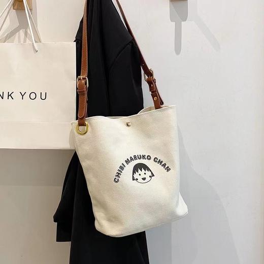 【旅游搭子拍照出片】小碎花单间水桶包 商品图1