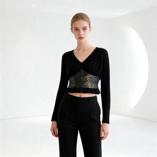 【孤品样衣，不退不换】高级感弹力V领荷叶边下摆上衣 商品图0