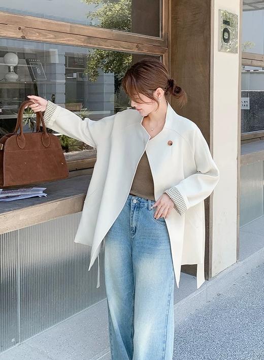 简约高智感立领系带一手长收腰风衣 商品图5