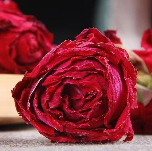 一朵承包一下午的美好时光  丽江雪山冻干墨红玫瑰花 商品图4
