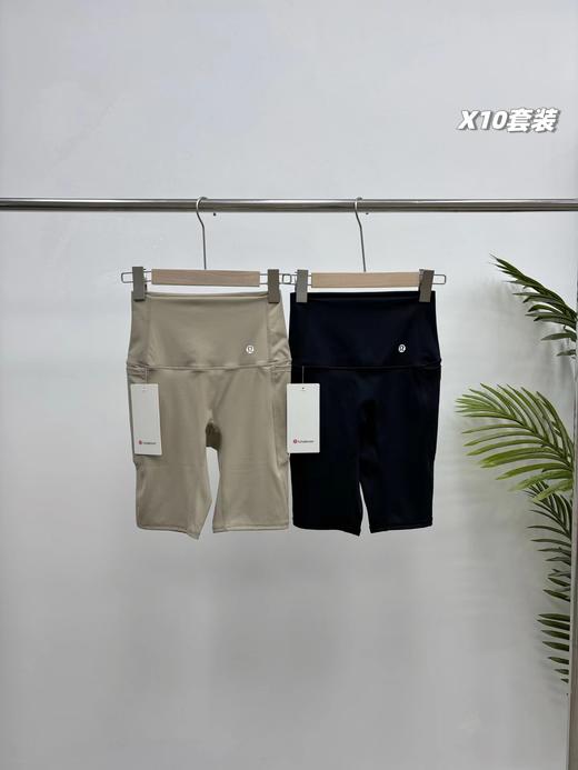 F032094春夏新款双面云感运动背心收腹提臀瑜伽短裤套装 商品图2