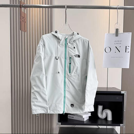 北面开衫连帽情侣冲锋衣外套 TNF1660 商品图4
